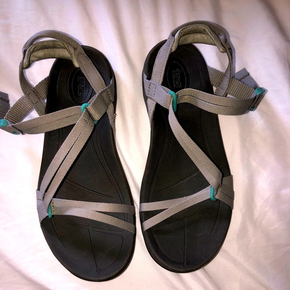 Teva Sirra womans sandals size 7